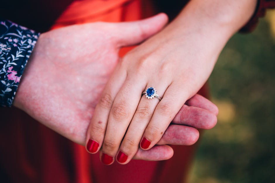 Jak wybrać idealne pierścionki zaręczynowe zgodnie ze stylem i osobowością ukochanej?