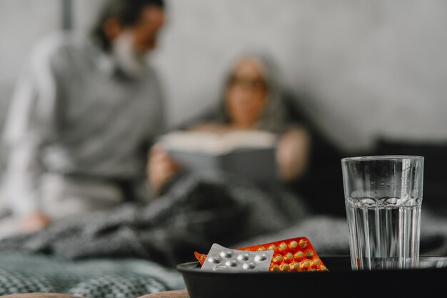 Skuteczne strategie terapeutyczne w walce z uzależnieniami od leków nasennych i uspokajających